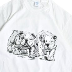 画像2: Coming & Going Designs English Bulldog Puppies T-Shirts White / カミングアンドゴーイングデザイン イングリッシュブルドッグ パピーズ Tシャツ ホワイト (2)