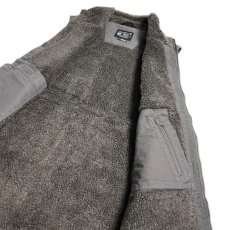 画像8: Carhartt USA Loose Fit Washed Duck Sherpa-Lined Mock-Neck Vest Gravel / カーハート ルーズフィット シェルパライン モックネック ダックベスト グラベル  (8)