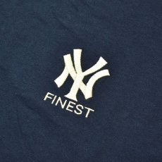画像2: New York Souvenirs Finest S/S T-Shirts Navy / ニューヨーク スーベニア ファイネスト ショートスリーブ Tシャツ ネイビー (2)