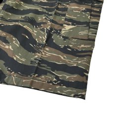 画像4: Rothco Long Length Camo BDU Shorts Tiger Stripe Camo / ロスコ ロングレングス ミリタリー ショーツ タイガーストライプカモ (4)