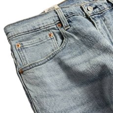 画像6: Levi's 569 Loose Straight Shorts Light Wash / リーバイス 569 ルーズ ストレート デニム ショーツ ライトウォッシュ (6)