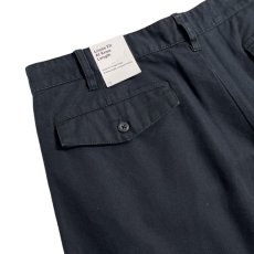 画像5: NIKE Loose Fit Pleated Chino Shorts Black / ナイキ ルーズフィット プリーツ チノ ショーツ ブラック (5)