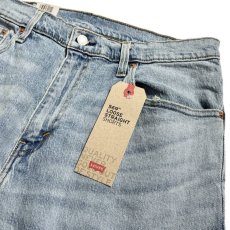 画像3: Levi's 569 Loose Straight Shorts Light Wash / リーバイス 569 ルーズ ストレート デニム ショーツ ライトウォッシュ (3)