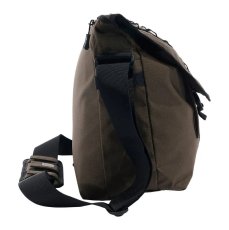 画像3: Carhartt USA Cargo Series Messenger Bag Tarmac / カーハート カーゴシリーズ メッセンジャーバッグ ブラウン (3)