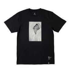 画像1: Girl Skateboards Spike Photo Bjork T-Shirts Black / ガール スパイクジョーンズ ビョーク フォトTシャツ ブラック (1)