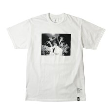 画像1: Girl Skateboards Spike Photo Karen O T-Shirts White / ガール スパイクジョーンズ カレン・オー フォトTシャツ ホワイト (1)