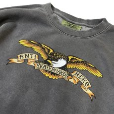 画像2: Anti Hero Eagle Premium Crewneck Sweatshirts Pigment Black / アンタイヒーロー イーグル クルーネックスウェット ピグメントブラック (2)