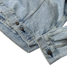 画像5: Levi's USA #72334 The Trucker Denim Jacket Light Stonewash / リーバイス アメリカモデル ザ・トラッカー デニムジャケット ライトストーンウォッシュ (5)