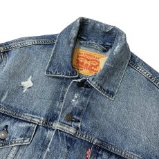 画像2: Levi's USA Vintage Relaxed Fit Trucker Jacket Medium Wash / リーバイス アメリカモデル ヴィンテージ リラックスフィット トラッカー デニムジャケット ミディアムウォッシュ (2)