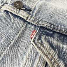 画像3: Levi's Premium USA Vintage Relaxed Fit Trucker Jacket Light Wash / リーバイス アメリカモデル ヴィンテージ リラックスフィット トラッカー デニムジャケット ライトウォッシュ (3)