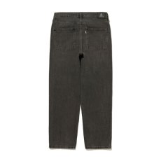 画像2: Levi's Silvertab Loose Fit Baggy Jeans Black / リーバイス シルバータブ ルーズフィット バギーデニム ブラック (2)