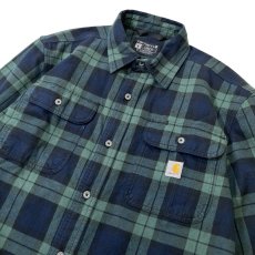 画像2: Carhartt L/S Loose Fit Heavyweight Flannel Plaid Shirts Green / カーハート ロングスリーブ ヘビーウェイト プレイド フランネル シャツ グリーン (2)