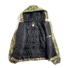 画像2: World Famous Sports Cotton Insulated Hood Jacket Northwood Camo / ワールドフェイマススポーツ コットン インサレート フード ジャケット ノースウッドカモ (2)