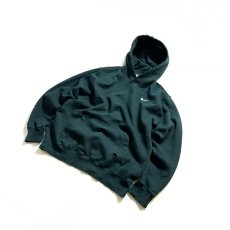 画像2: NIKE Custom Damage Over-Dye Hoodie - Ripe Green/White Logo (2)