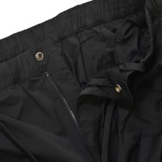 画像3: PRO CLUB Performance Oversized Nylon Cargo Pants - Black (3)