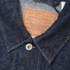 画像3: Levi's USA Type1 Trucker Jacket - Dark Wash (3)