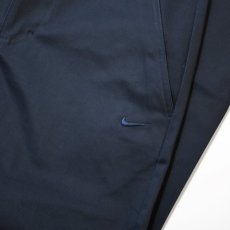 画像3: NIKE Straight Leg Chino Pants - Navy (3)