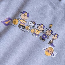 画像2: Snoopy LA Lakers Crewneck Sweatshirts - Ash Grey (2)