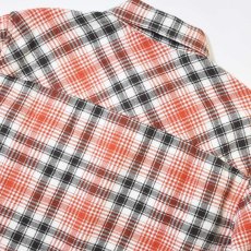 画像3: BDG Cropped Plaid Flannel Shirt - Light Red (3)