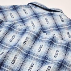 画像3: BDG Cropped Plaid Flannel Shirt - Pale Blue (3)